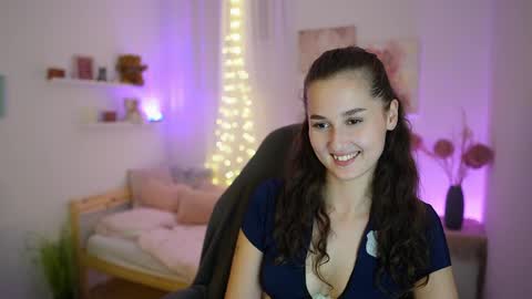 Snapshot of anita_grey_ chatting on 09-15-25, 06:52 Anita Grey online show from 09-15-25, 06:52