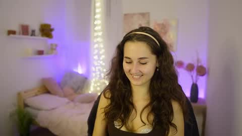 Snapshot of anita_grey_ chatting on 10-18-25, 07:03 Anita Grey online show from 10-18-25, 07:03