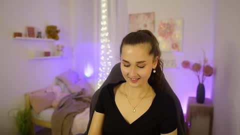 Snapshot of anita_grey_ chatting on 11-02-25, 09:06 Anita Grey online show from 11-02-25, 09:06