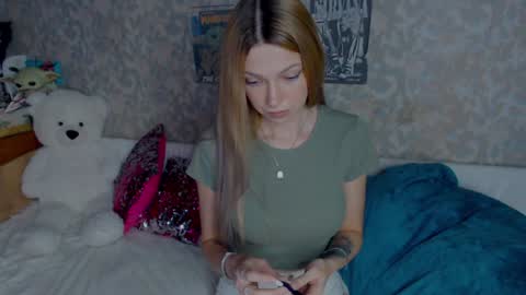 anita_moon_ online show from 12-27-24, 09:17