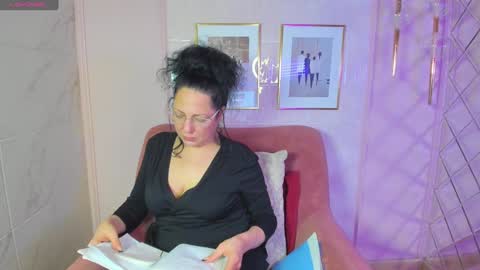 Anita online show from 12-20-24, 02:27