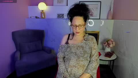 Anita online show from 12-23-24, 12:35