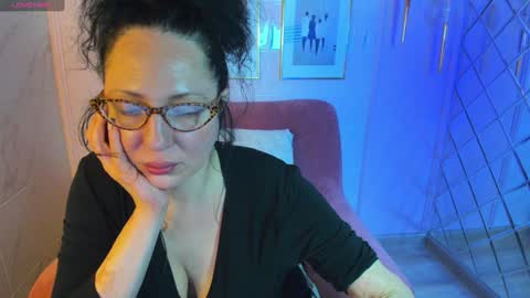 Anita online show from 12-28-24, 05:57