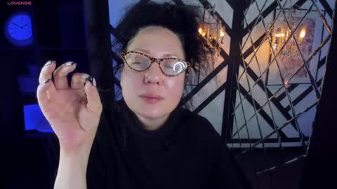 Anita online show from 12-30-24, 01:15