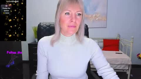 Snapshot of anita_tayson chatting on 11-11-25, 06:35 Anita online show from 11-11-25, 06:35
