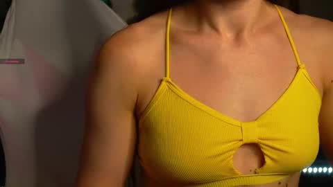 Snapshot of anita_von chatting on 09-16-25, 11:22 anita_von online show from 09-16-25, 11:22