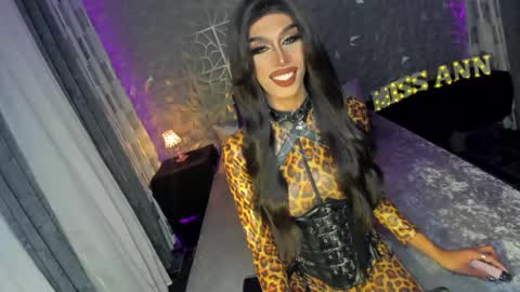 Snapshot of anitacruisze chatting on 01-19-25, 04:12 Miss Ann online show from 01-19-25, 04:12