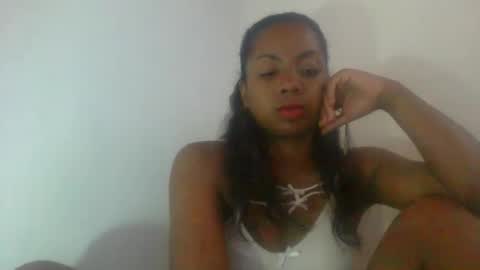 Snapshot of anitah01 chatting on 01-06-25, 12:35 anitah01 online show from 01-06-25, 12:35