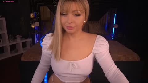 Anita online show from 02-05-25, 03:20