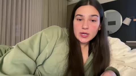 Snapshot of anitayurmoni chatting on 12-14-25, 02:17 anitayurmoni online show from 12-14-25, 02:17