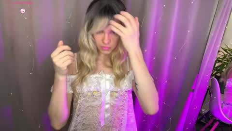 anjalin_sososok online show from 04-27-26, 05:16