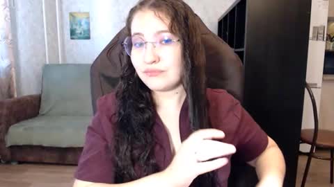 Snapshot of ankey_rayah chatting on 09-27-25, 03:55 Nameless online show from 09-27-25, 03:55