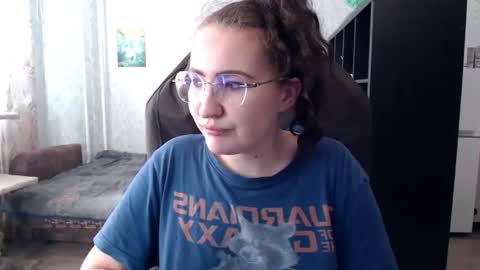 Snapshot of ankey_rayah chatting on 10-12-25, 08:46 Nameless online show from 10-12-25, 08:46