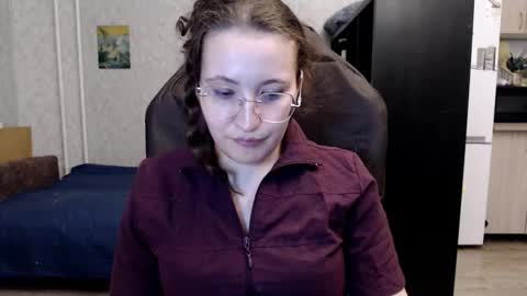 Snapshot of ankey_rayah chatting on 11-18-25, 04:22 Nameless online show from 11-18-25, 04:22