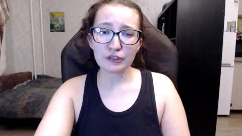 Snapshot of ankey_rayah chatting on 11-26-25, 05:14 Nameless online show from 11-26-25, 05:14