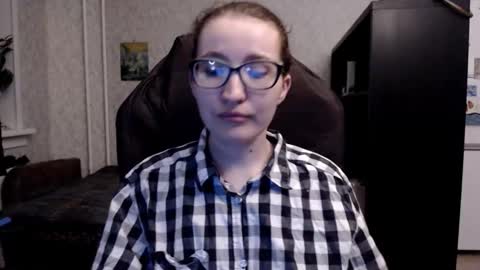 Snapshot of ankey_rayah chatting on 03-26-26, 10:26 Nameless online show from 03-26-26, 10:26