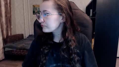 Snapshot of ankey_rayah chatting on 03-30-26, 11:17 Nameless online show from 03-30-26, 11:17