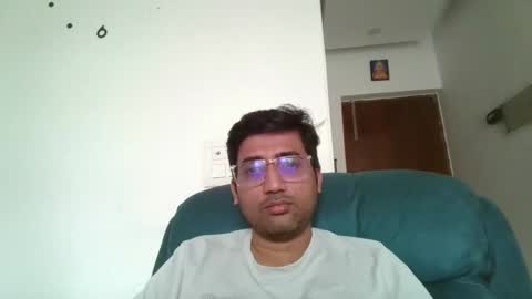Slave looking for Mistress online show from 11-08-25, 06:35