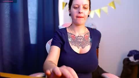 Ann online show from 02-23-25, 01:21