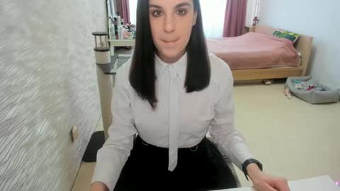 Snapshot of ann_venum chatting on 03-04-25, 10:13 Anna online show from 03-04-25, 10:13