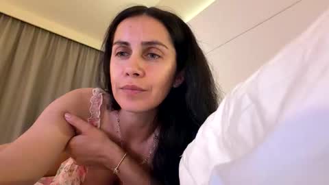 Snapshot of anna___25 chatting on 05-25-26, 07:42 Anna online show from 05-25-26, 07:42