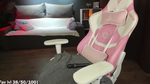 AnnaThe next stream is tomorrow online show from 03-07-25, 06:02