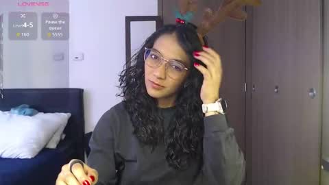 Anna online show from 12-19-25, 03:19