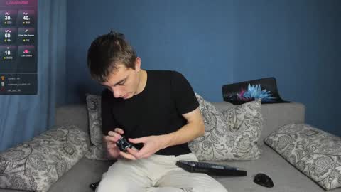 Snapshot of anna_jason chatting on 01-12-25, 04:40 Fansly Jason sweet ass online show from 01-12-25, 04:40