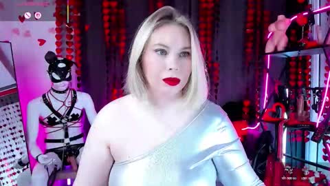 Snapshot of anna_maxwell chatting on 02-11-26, 02:27 Anna online show from 02-11-26, 02:27