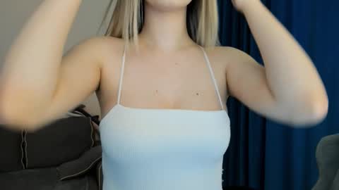 anna miuu online show from 02-10-26, 04:16