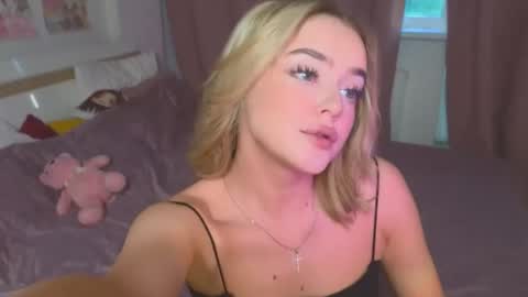 Anna online show from 03-10-26, 12:21