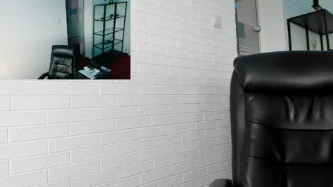 Snapshot of anna_nobel chatting on 05-17-26, 06:00 anna_nobel online show from 05-17-26, 06:00