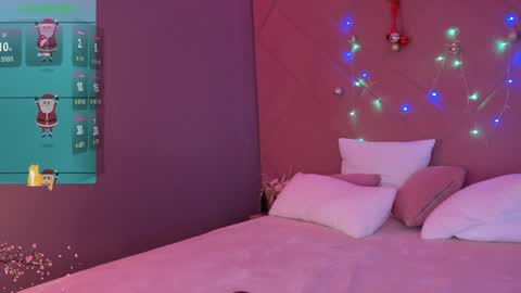 Anna online show from 12-22-24, 04:17