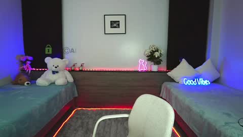 Snapshot of anna_shine_ chatting on 12-08-24, 12:08 Anna Shine online show from 12-08-24, 12:08