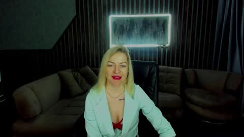 anna_snow9 online show from 10-12-25, 05:28