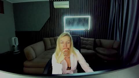 anna_snow9 online show from 10-13-25, 05:40