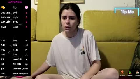 Snapshot of anna_squirt69 chatting on 12-14-25, 06:12 Anna online show from 12-14-25, 06:12