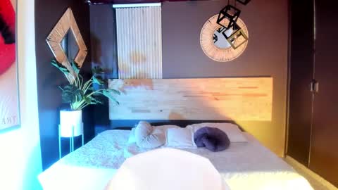 Snapshot of annaa_rose chatting on 09-21-25, 03:41 Anna online show from 09-21-25, 03:41