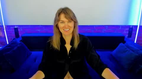 Annabel online show from 10-12-25, 06:23