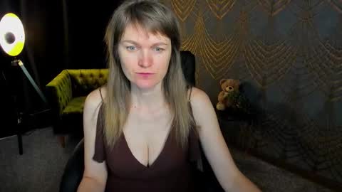 Annabel online show from 03-22-26, 06:28