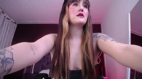 Anna online show from 11-21-25, 01:48