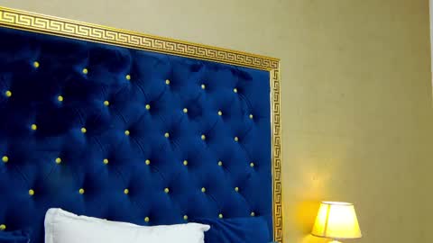 Anna online show from 02-13-25, 06:16