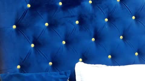 Anna online show from 02-13-25, 09:17