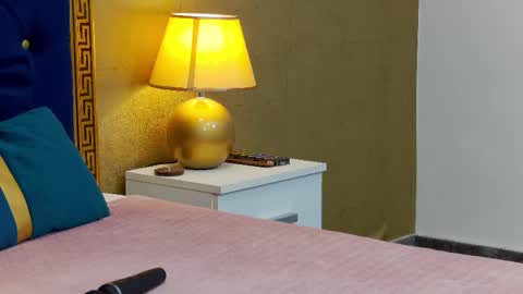 Anna online show from 02-19-25, 06:10