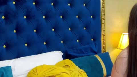 Anna online show from 02-26-25, 12:27