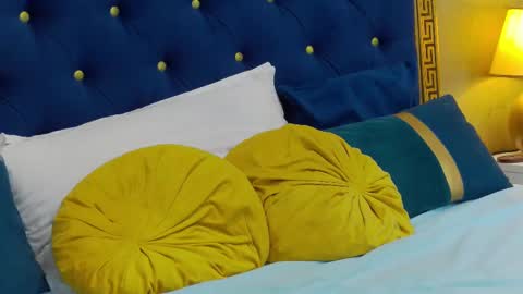 Anna online show from 03-05-25, 12:16