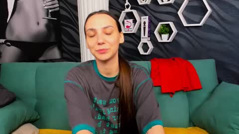 annabishop online show from 02-19-25, 06:11