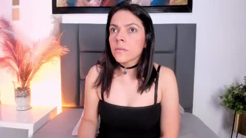 AnnaBrooks online show from 06-12-26, 01:15