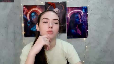 Snapshot of annadax chatting on 06-17-26, 09:01 Anna online show from 06-17-26, 09:01