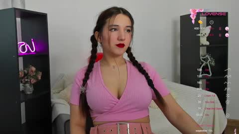 Snapshot of annaelfi chatting on 02-12-25, 09:52 Anna online show from 02-12-25, 09:52